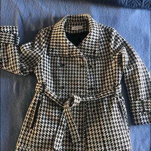 Calvin Klein houndstooth coat